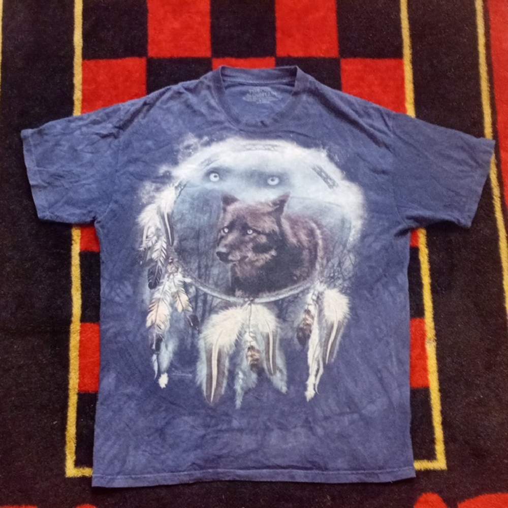 The Mountain Wolf Shirt (L)
